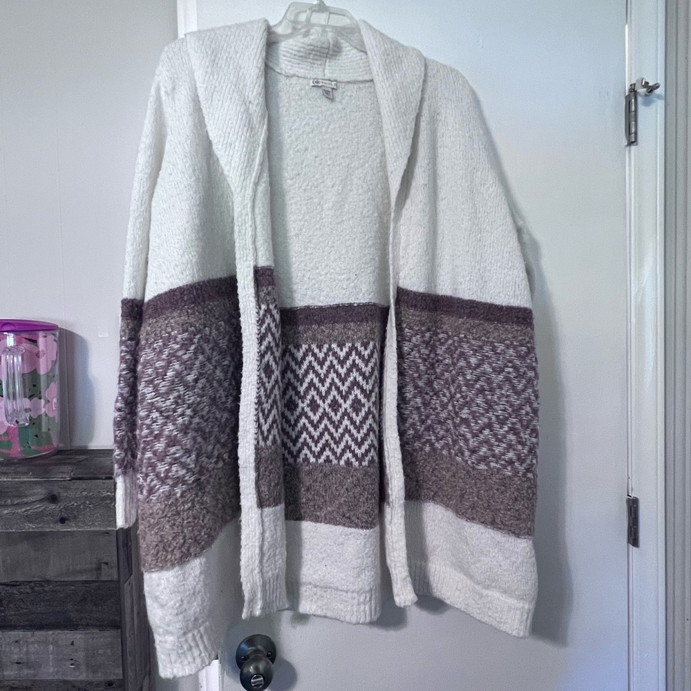 White/multi colored cardigan